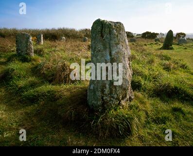 Boscawen-UN Stone Circle, St Buryan, Cornwall, England, Blick südwestlich auf östlichen Kreisbogen, mit schiefen, off-Center Stein. Stockfoto