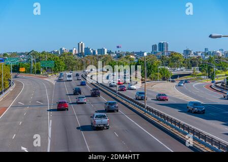 Verkehr auf dem Mitchell Freeway in Perth, Australien Stockfoto