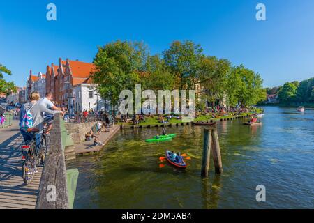 An der Obertrave, eine beliebte Travenstraße, Hansestadt Lübeck, UNESCO-Weltkulturerbe, Schleswig-Holstein, Norddeutschland, Europa Stockfoto