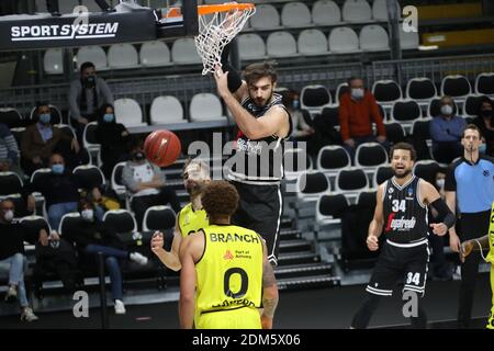 Bologna, Italien. Dezember 2020. Amedeo Tessitori von Segafredo Virtus Bologna während des Eurocup-Matches Virtus Segafredo gegen Antwerpen Telnet Giants - ph: Michele Nucci /LM Credit: Independent Photo Agency/Alamy Live News Stockfoto