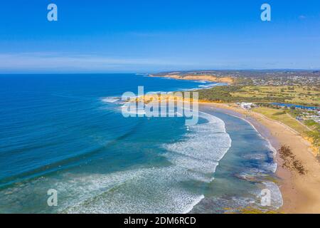 Blick auf einen Strand in Torquay, Australien Stockfoto