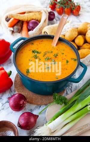 Vegan Potato Soup Stockfoto