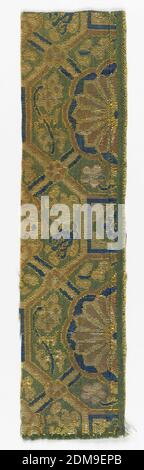 Fragment, Medium: Seidentechnik: Leinwandbindung, geometrisches Design in grün, braun, gelb und blau., China, 18. Jahrhundert, gewebte Textilien, Fragment Stockfoto