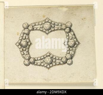 Design für Schnalle, Stift und braune Tinte, Pinsel und Grauwäsche auf weiß gedeckten Papier, das innere Quadrat hat die Form eines Quatrefoil. Die beiden Rahmenbänder sind mit eng stehenden Diamanten besetzt. Zwischen den Bändern und auf den Punkten sind runde Diamanten., Italien, 1825–50, Schmuck, Zeichnung Stockfoto