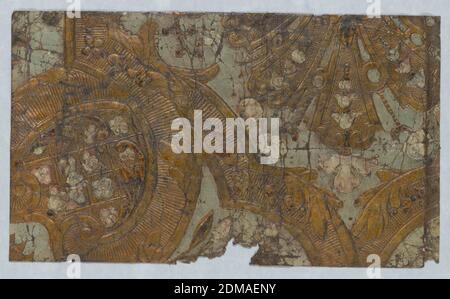 Seitenwand, Leder, gestempelt, bemalt, versilbert, Strapwork-Muster mit Glockenblumen, auch Laubrollen und Spalier-Design., Flandern, ca. 1710, Wallcoverings, Sidewall Stockfoto