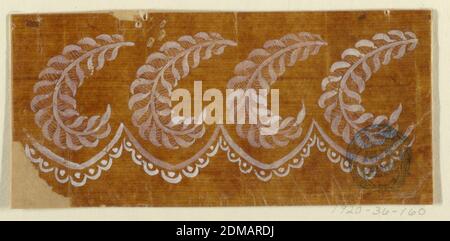 Entwurf für eine gestickte oder gewobene Horizontale Bordüre der 'Fabrique de St. Ruf', Fabrique de Saint Ruf, Lyon, Frankreich, Pinsel und weiße Gouache auf glasierten Pauspapier, Lacy-Blattäste, von denen vier abgebildet sind, hängen in den Mulden einer gewellten Bordüre., Frankreich, 1805–1815, Zeichnung Stockfoto
