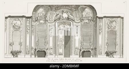 Vüe de Même (Czartoryski) Sallon du Costé des glacés (Entwurf für den Salon Czartoryski), Platte 85, in oeuvres de Juste-Aurèle Meissonnier (Werke von Juste-Aurèle Meissonnier), Juste-Aurèle Meissonnier, Französisch, B. Italien, 1695–1750, Pierre Edme Babel, Französisch, ca. 1720-1775, Gravur auf weißem Papier, symmetrische Ansicht der Inneneinrichtung mit vier Spiegeln und zentralen Doppeltüren. Jeder Spiegel und jede Tür sind überhängend dekoriert. Links: Zwei Putten im Rocaille-Rahmen, einer spielt Laute; zweiter von links: Eine Gruppe von Damen, die auf einem Trompe-l'oeil-Balkon sitzen, wie beim Theater; zentral Stockfoto