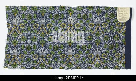 Borage, Medium: Cotton Technique: Printed over Resist, symmetrisches kleinformatiges Design aus Arabesken und Ogees, geformt aus gezuckelten Pflanzenstämmen, Blumen und Blättern, in weiß, gelb und grün auf dunkelblauem Grund mit einem winzigen all-over floralen Resist-Muster., England, designed 1883, bedruckte, gefärbte & bemalte Textilien, Textil, Textil Stockfoto