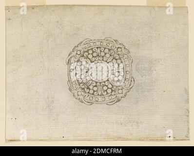 Design für eine Brosche, Pinsel und Sepia auf Papier, in der Mitte, ein runder Diamant von einem breiten kreisförmigen Rahmen umrahmt, mit einem Freilauf mit Lilien stehend abwechselnd aufrecht und unten. Vier Scrollwork Pins., Italien, 1825–50, Schmuck, Zeichnung Stockfoto
