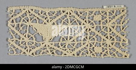 Fragment, Medium: Leinen Technik: Gitter aus zurückgezogenem Element mit Nadelspitze (Reticella-Stil), Tafel in einem Design von kreuzenden diagonalen Linien mit Kreisen an der Kreuzung., Italien, 16. Jahrhundert, Spitze, Fragment Stockfoto