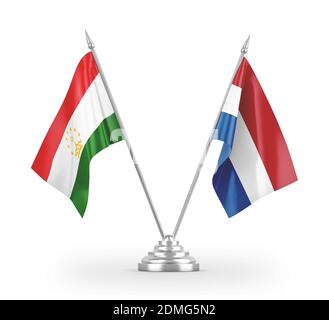 Niederlande und Tadschikistan Tischflags isoliert auf weißem 3D-Rendering Stockfoto