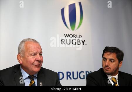 Datei Foto vom 11-05-2016 von Bill Beaumont mit Agustin Pichot (rechts). Stockfoto