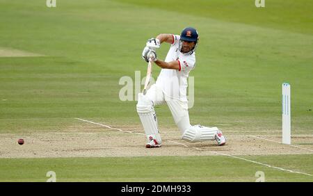 Fileboto vom 27-09-2020 von Essex's Alastair Cook trifft während des fünften Tages des Bob Willis Trophy Finales in Lord's, London. Stockfoto