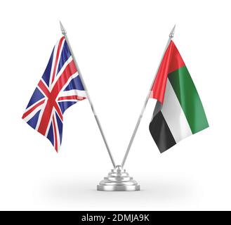 Vereinigte Arabische Emirate und Vereinigtes Königreich Tischflaggen isoliert auf Weiß Stockfoto