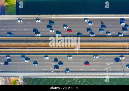 Verengt die Brücke, die nach South Perth in Australien führt Stockfoto