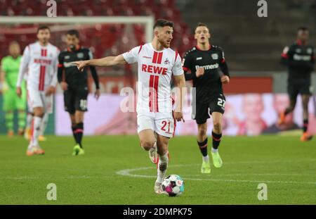 Stadt Köln, Deutschland. 16. Dez. 2020. firo: 16.12.2020, Fußball, 1. Bundesliga, Saison 2020/2021, 1. FC Köln - Bayer 04 Leverkusen 0: 4 Salih OZCAN, Köln, Gesture Credit: Ralf Ibing/firo Sportfoto/Pool zur weltweiten Nutzung/dpa/Alamy Live News Stockfoto