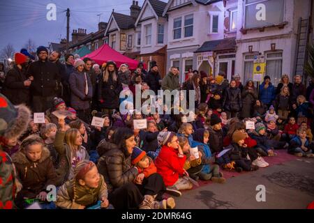 Pop-up Street Panto: Die Scrooge. Walthamstow E17 2019 Stockfoto