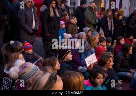 Pop-up Street Panto: Die Scrooge. Walthamstow E17 2019 Stockfoto