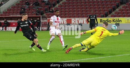 Stadt Köln, Deutschland. 16. Dez. 2020. firo: 16.12.2020, Fußball, 1. Bundesliga, Saison 2020/2021, 1. FC Köln - Bayer 04 Leverkusen 0: 4 Tor Florian WIRTZ, Leverkusen bis 0: 4 gegen TORWARTHORN, Köln Credit: Ralf Ibing/firo Sportfoto/Pool / use worldwide/dpa/Alamy Live News Stockfoto