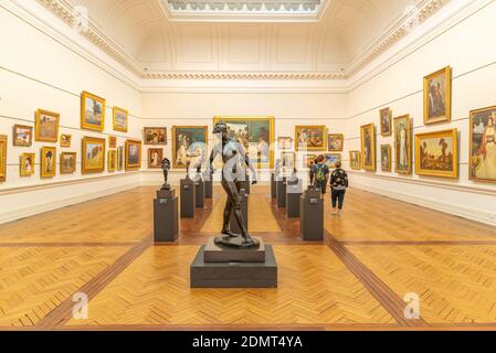 SYDNEY, AUSTRALIEN, 30. DEZEMBER 2019: Interieur der Art Gallery of New South Wales in Sydney, Australien Stockfoto