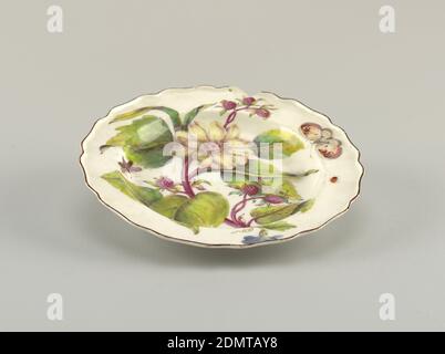 Hans Sloane' Plate, Chelsea Porzellan Manufaktur, englisch, gegründet ca. 1743/45, Georg Dionysius Ehret, deutsch, 1708 - 1770, Weichporzellan, Glaskeramik, EIN Teller mit welligen, braunkantigen Rand, gemalt mit einem großen Sonnenblumenspray (Helianthus atrorubens), zeigt eine Blüte, Knospen und Blätter, mit verschiedenen Insekten., England, 1753–1756, Keramik, Dekorative Kunst, Teller, Teller, Teller Stockfoto