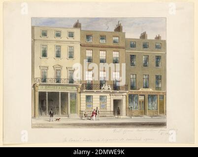 Exterior, Frederick Crace and Son Establishment, 14 Wigmore Street, London, Frederick Crace, Englisch, 1779–1859, Graphit, Pinsel und Aquarell auf Papier, Horizontales Rechteck. Außenansicht von drei Gebäuden, das zentrale Gebäude trägt den Namen Crace über dem Eingang und auf den beiden Fenstern im unteren Stockwerk. Der Balkon im zweiten Stock trägt das königliche Wappen. Kutschenbau, links (Davies und Son): 'Glasschattenlager', rechts., England, 1827–40, Architektur, Zeichnung Stockfoto