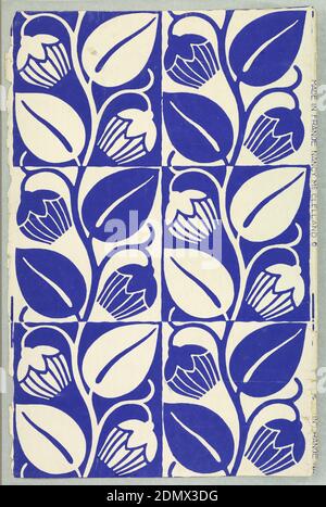 Sidewall, Block-printed paper, A highly stylized tulip design in alternating squares. One square consists of blue tulips and leaves on white field; the same design with color arrangement reversed is in opposite square. Printed for Nancy McClelland of New York City., France, 1920, Wallcoverings, Sidewall Stock Photo