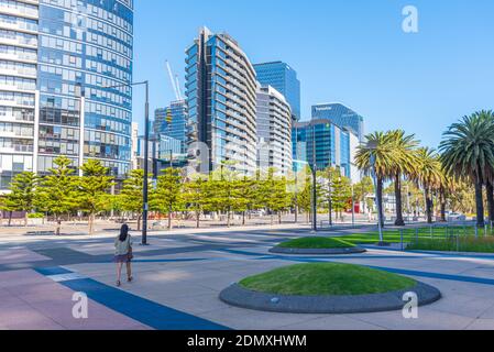 MELBOURNE, AUSTRALIEN, 1. JANUAR 2020: Docklands District of Melbourne, Australien Stockfoto