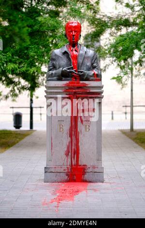 Belgien, Brüssel, 14. Juni 2020: Statue von König Baudouin von Aktivisten zerstört (Black Lives Matter), die die koloniale Vergangenheit anprangern Stockfoto