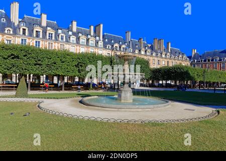 Place des Vosges (Place Royale), Marais, Paris Stockfoto