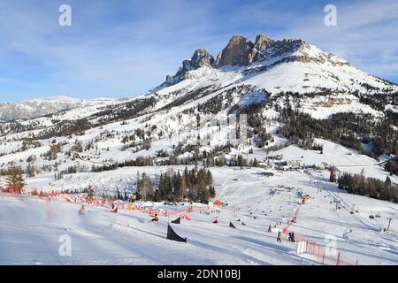 Skigebiet Carezza, Carezza, Italien. Dezember 2020. FIS World Cup Downhill Snowboarding Carezza; Jennifer Hawkrigg (CAN) Credit: Action Plus Sports/Alamy Live News Stockfoto