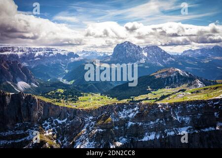 Luftaufnahme auf die Berge der alpen Stockfoto