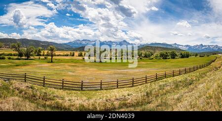 Der San Juan Skyway ist ein Teil des Colorado Scenic and Historic Byway System, das eine 233 Meile bildet Schleife im Südwesten von Colorado trav Stockfoto