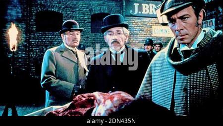 MORD PER DEKRET 1979 AVCO Embassy Film mit von links: James Mason (Dr. Watson), Frank Finlay (Inspektor Lestrade) Christopher Plummer (Sherlock Holmes) Stockfoto