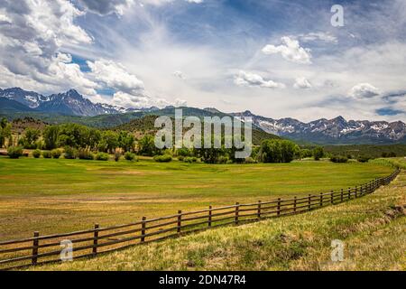 Der San Juan Skyway ist ein Teil des Colorado Scenic and Historic Byway System, das eine 233 Meile bildet Schleife im Südwesten von Colorado trav Stockfoto