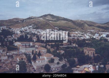 RONDA, SPANIEN 9. JULI 1989: Ronda Bergblick Stockfoto