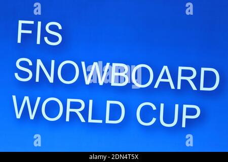 Carezza, Italien. Dezember 2020. FIS Snowboard Weltcup - Covid-19 Ausbruch Parallel Slalom Finale am 17/12/2020 in Carezza, Italien. (Foto von Pierre Teyssot/ESPA-Images) Quelle: European Sports Photo Agency/Alamy Live News Stockfoto