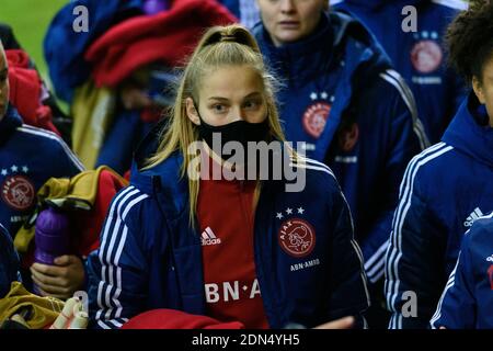 Munich, Germany. 16th Dec, 2020. Ajax players before the UEFA Women's Champions League (Round 32) football match between FC Bayern Munich and Ajax Amsterdam. Sven Beyrich/SPP Credit: SPP Sport Press Photo. /Alamy Live News Stock Photo