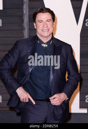 John Travolta nimmt an der Vanity Fair Oscar Party 2015 Teil, die von Graydon Carter im Wallis Annenberg Center for the Performing Arts am 22. Februar 2015 in Beverly Hills, Los Angeles, CA, USA veranstaltet wird. Foto von Chris Elise/ABACAPRESS.COM Stockfoto