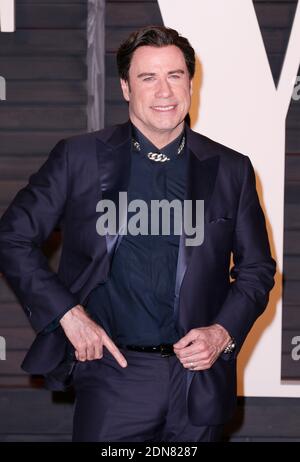 John Travolta nimmt an der Vanity Fair Oscar Party 2015 Teil, die von Graydon Carter im Wallis Annenberg Center for the Performing Arts am 22. Februar 2015 in Beverly Hills, Los Angeles, CA, USA veranstaltet wird. Foto von Chris Elise/ABACAPRESS.COM Stockfoto