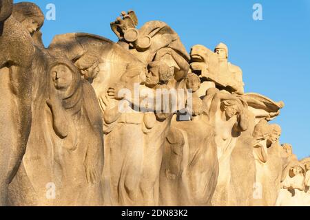 Old sculptures in the early morning light.  Chicago, Illinois, USA Stockfoto