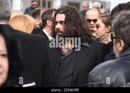 Beerdigung des griechischen Sängers Demis Roussos auf dem ersten Friedhof von Athen, Griechenland am 30. Januar 2015. Foto von Boris Pilipenko/ABACAPRESS.COM Stockfoto