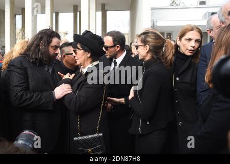 Beerdigung des griechischen Sängers Demis Roussos auf dem ersten Friedhof von Athen, Griechenland am 30. Januar 2015. Foto von Boris Pilipenko/ABACAPRESS.COM Stockfoto