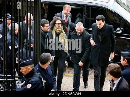 Francoise Bettencourt-Meyers, the daughter of Liliane Bettencourt and her sons Nicolas Meyers (wearing glasses) and Jean-Victor Meyers arriving at court for the 3rd day of the so-called 'Bettencourt trial' accusing 10 people close to L'Oreal heiress Liliane Bettencourt of 'exploiting' her dementia, in Bordeaux, southwestern France on January 28, 2015. Photo by Bernard-Salinier/ABACAPRESS.COM Stockfoto