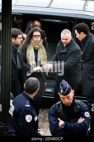 Francoise Bettencourt-Meyers, the daughter of Liliane Bettencourt and her sons Nicolas Meyers (wearing glasses) and Jean-Victor Meyers arriving at court for the 3rd day of the so-called 'Bettencourt trial' accusing 10 people close to L'Oreal heiress Liliane Bettencourt of 'exploiting' her dementia, in Bordeaux, southwestern France on January 28, 2015. Photo by Bernard-Salinier/ABACAPRESS.COM Stockfoto