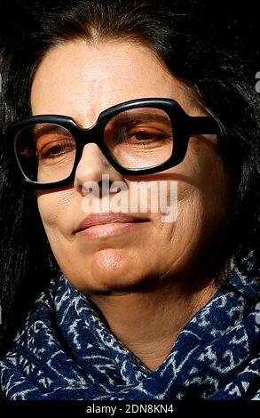 Francoise Bettencourt-Meyers, die Tochter von Liliane Bettencourt und ihren Söhnen Nicolas Meyers (mit Brille) und Jean-Victor Meyers sprechen am 5. Tag des sogenannten Bettencourt-Prozesses vor Gericht und beschuldigen 10 Menschen in der Nähe von Loreal Erbin Liliane Bettencourt, ihre Demenz ausgenutzt zu haben, am 30. Januar 2015 in Bordeaux, Südwestfrankreich. Foto von Patrick Bernard /ABACAPRESS.COM Stockfoto