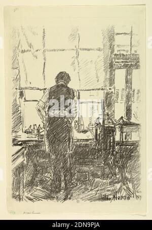 Joseph Pennell, Childe Hassam, Amerikaner, 1859–1935, Lithograph mit Schaben in schwarzer Tinte auf Webe-Papier, der Künstler ist von hinten an seinem Arbeitstisch vor einem Fenster stehend zu sehen., USA, 1917, Portraits, Print Stockfoto