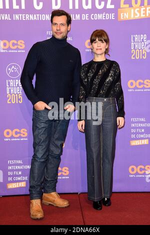 Laurent Lafitte und Marina Fois nehmen an der Vorführung von 'Papa ou Maman' im Rahmen des 18. Alpe d'Huez Comedy Film Festivals in Frankreich am 16. Januar 2015 Teil. Foto von Nicolas Briquet/ABACAPRESS.COM Stockfoto