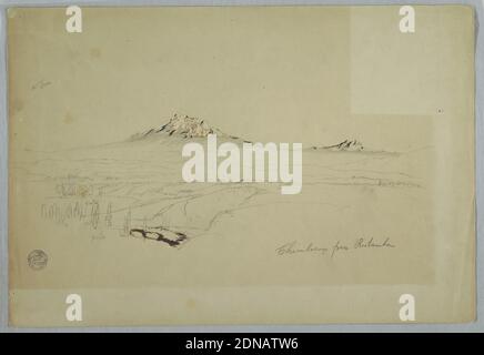 Mount Chimborazo, Blick von Riobamba, Ecuador, Frederic Edwin Church, amerikanisch, 1826–1900, Graphit, Pinsel und oxidierte weiße Gouache auf bufffarbenem Gewebspapier, Horizontale Ansicht des Tales links vorne und Mittelgrund mit Mount Chimborazo im linken Hintergrund und einem zweiten Gipfel im rechten Hintergrund., Juli 1857, Landschaften, Zeichnung Stockfoto