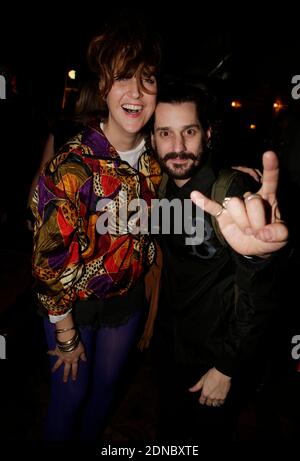 Exklusiv - Gunther Love (Sylvain Quimene) und seine Frau Daphne Burki besuchen La Kermesse d'Airnadette Party im Bus Palladium in Paris, Frankreich am 12. Februar 2015. Foto von Jerome Domine/ABACAPRESS.COM Stockfoto